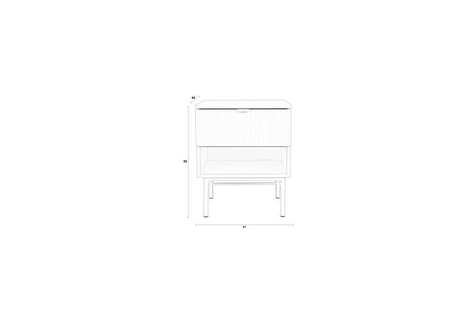D\'un blanc éclatant