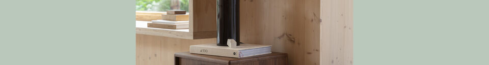 Mise en avant matière Table d'appoint en bois brun Groove