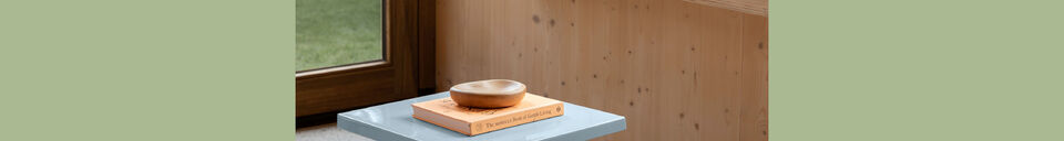 Mise en avant matière Table d'appoint en fer bleu Chubby
