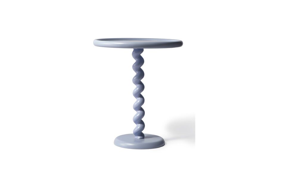 Positionnez cette petite table d\'appoint au coeur même de la pièce pour lui apporter dynamisme