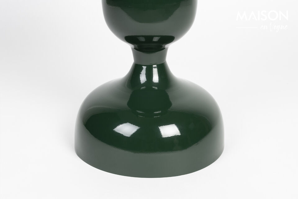 La table d\'appoint Lars s\'intègre sans difficulté à différents styles d\'intérieur