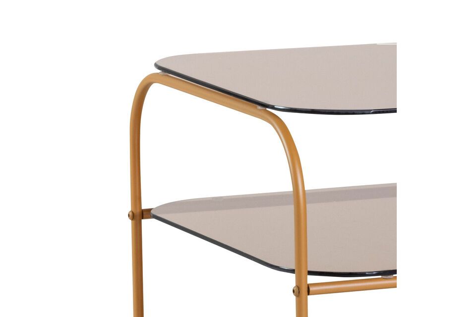 La Table d\'appoint en verre ambre Echo offre une élégance subtile avec ses trois niveaux en verre