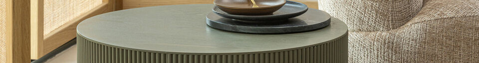 Mise en avant matière Table d'appoint ronde MDF vert militaire Sanne