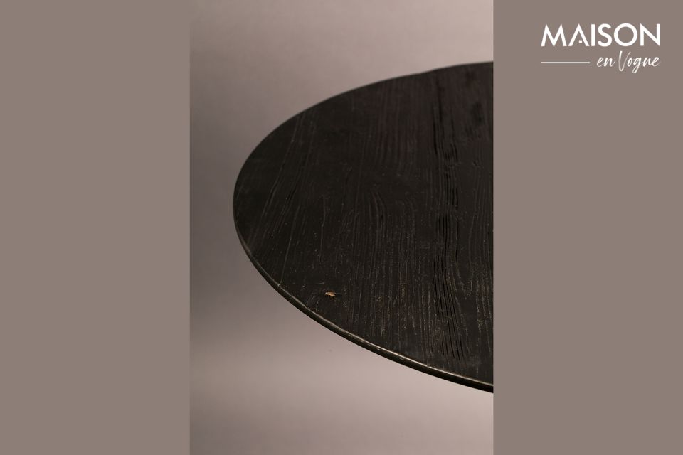La table de comptoir Braza haute et intégralement noire conçue par Dutchbone se marie idéalement