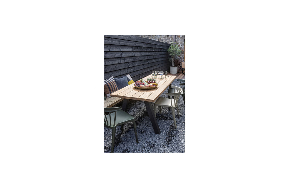 Aspect chaleureux Bois d\'Ayous et métal Combinaison d\'ambiance Grande table de jardin  Fait