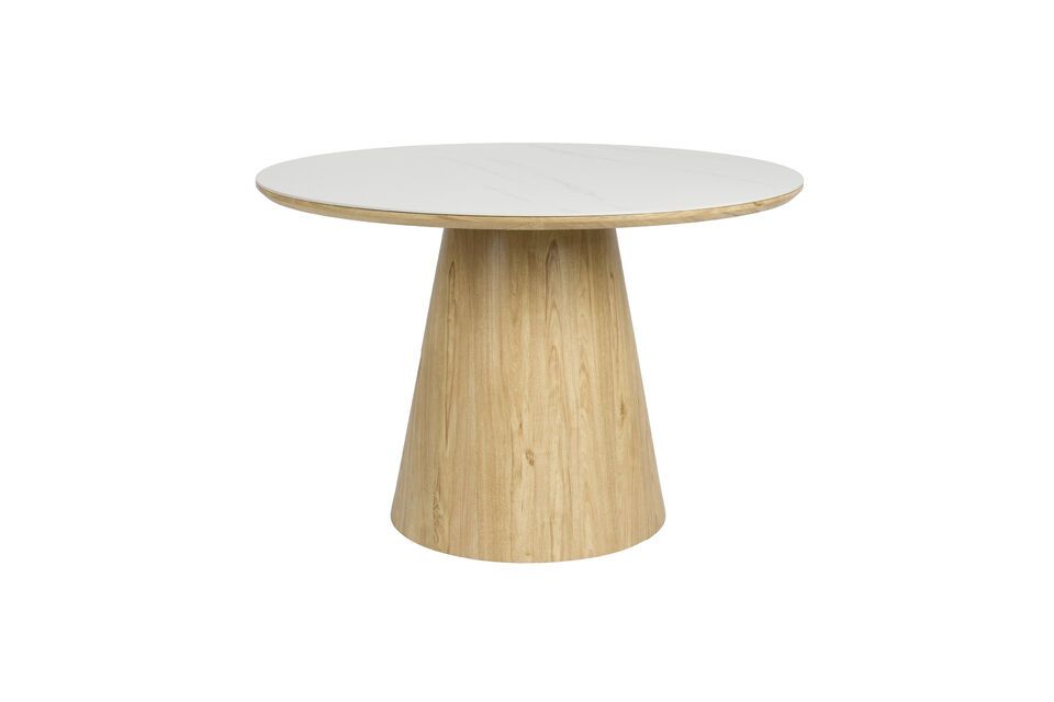 Sa teinte beige douce évoque la chaleur des intérieurs scandinaves