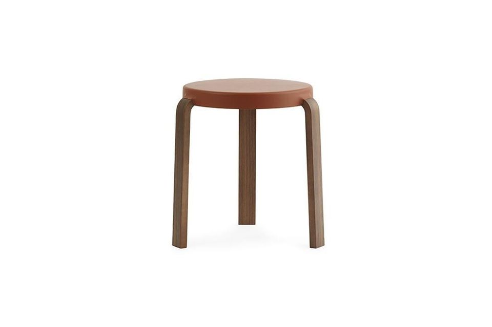 Tabouret en noyer orange Tap Normann Copenhagen