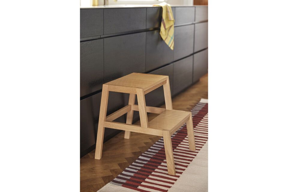 Tabouret en placage de chêne clair Alp Hübsch