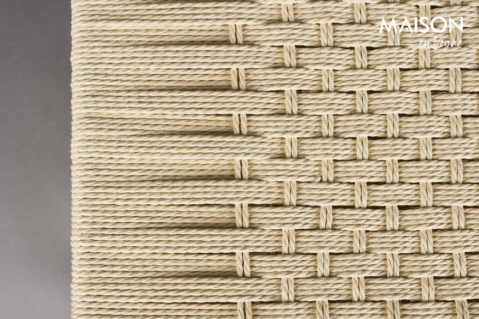 Cela garantit une assise solide et un look caractéristique