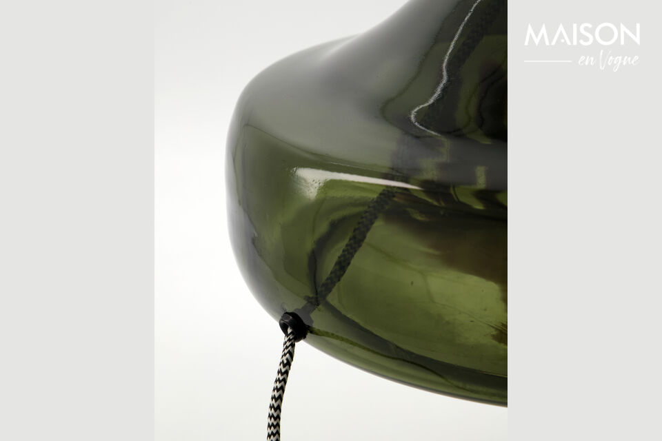 The voluminous design adds a refreshing touch to any room