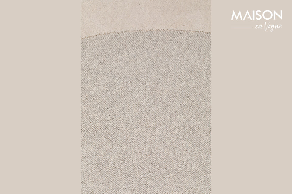 Ce tapis rectangulaire est disponible en plusieurs tailles