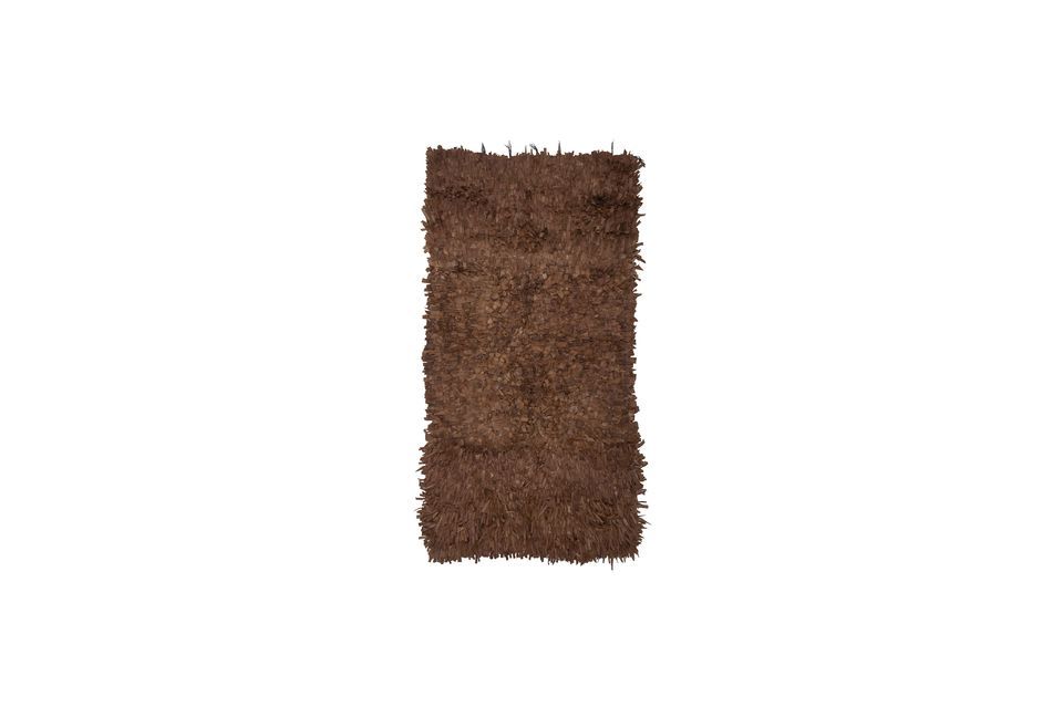 Le tapis Serah de Bloomingville est en cuir brun au look agréable et exclusif