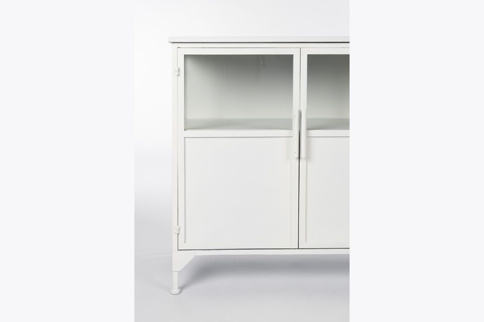 Its metal finish and welded seams, unique to each piece, make each Miya one-of-a-kind