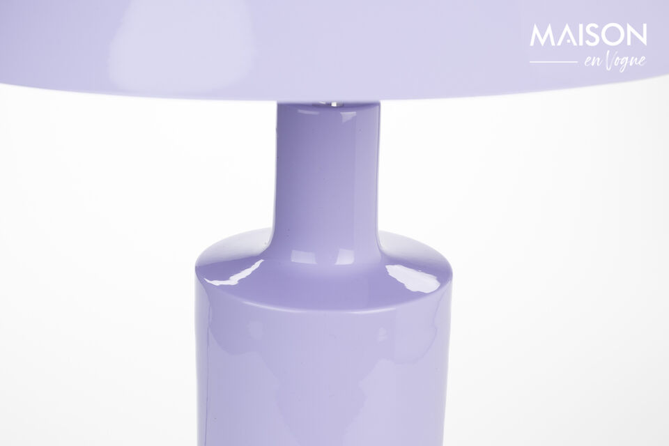 Wonders verfügt über eine E27-Fassung, geeignet für Lampen bis 30W (Lampe nicht enthalten)