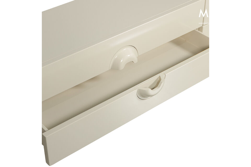 Mit seinem kreativen Look und seinem funktionalen Design ist dieser TV-Schrank ein echtes