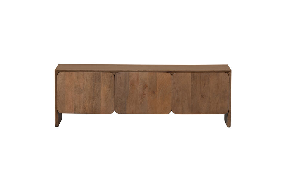 The sleek lines of the base alternate with the rounded corners of the doors