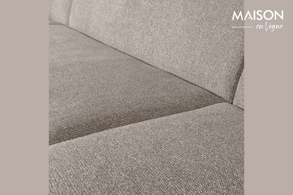 The rounded, sleek design gives this comfy sofa a modern look