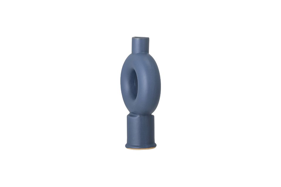 Le vase Dardo de Bloomingville est une pièce tellement spéciale qu\'on dirait une sculpture