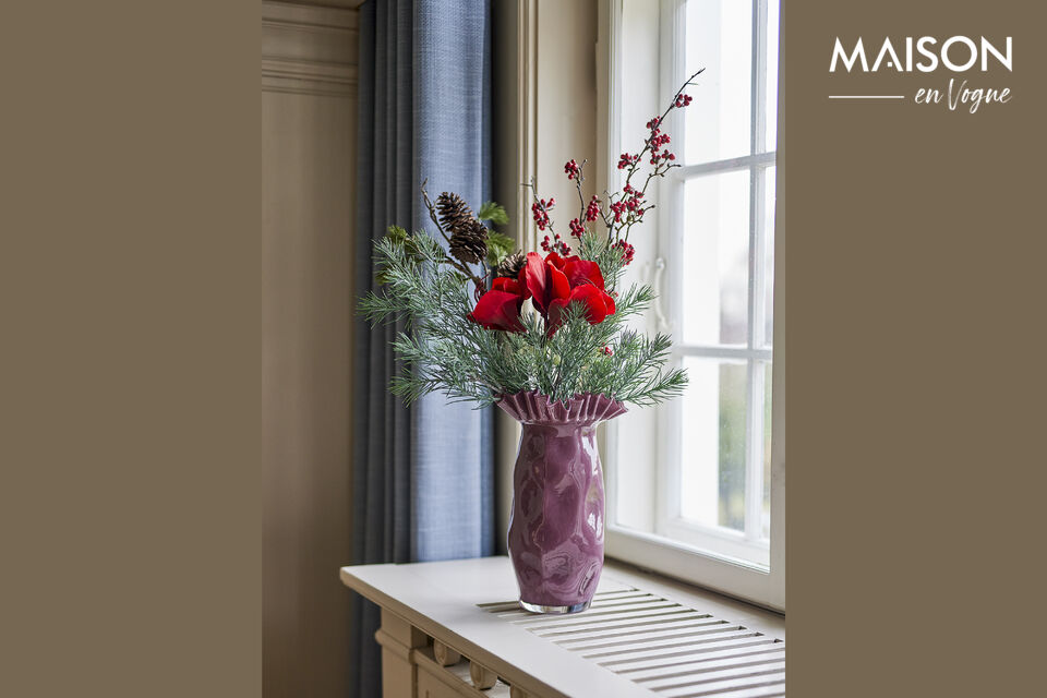 The Sima Vase by Bloomingville is made of mouthblown glass in a solid-colored finish