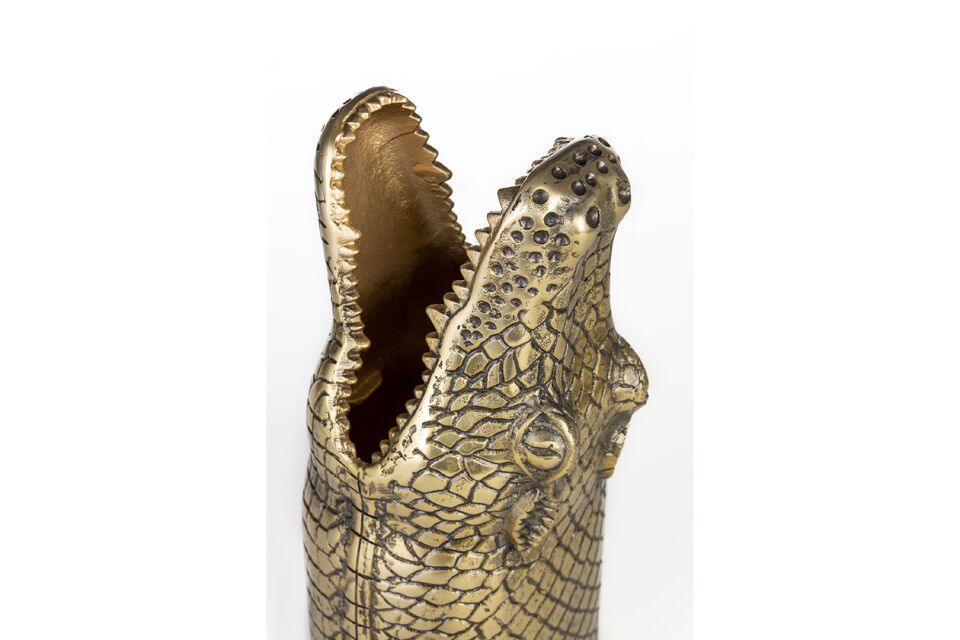 Vase en aluminium recyclé doré Alligator - 7