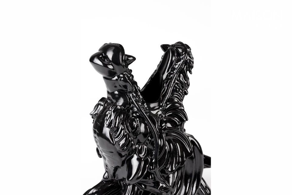 Vase en résine noir Dragonized - 4