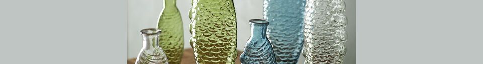 Mise en avant matière Vase en verre bleu clair H30 Fish