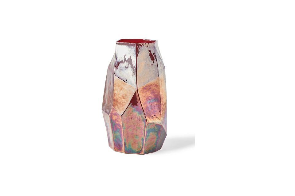 La couleur rouge du Vase Graphic Luster apporte un sentiment de chaleur dans la pièce à décorer