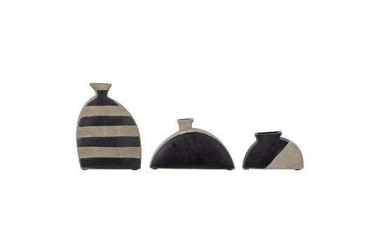 Vases noir en terre cuite Nezha Détouré