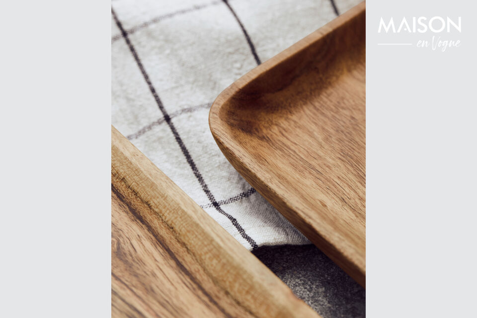 Their warm tones and unique grain patterns add a touch of nature to your dining table