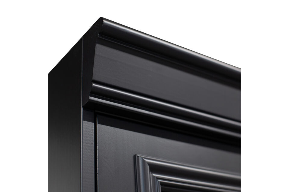 Le montage du dispositif antichute permet d\'eviter les accidents et empeche l\'armoire de basculer