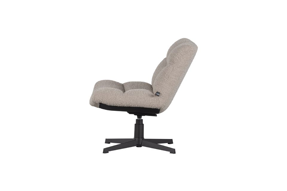 The slightly low back allows the furniture to have a compact appearance and maintain a wide field