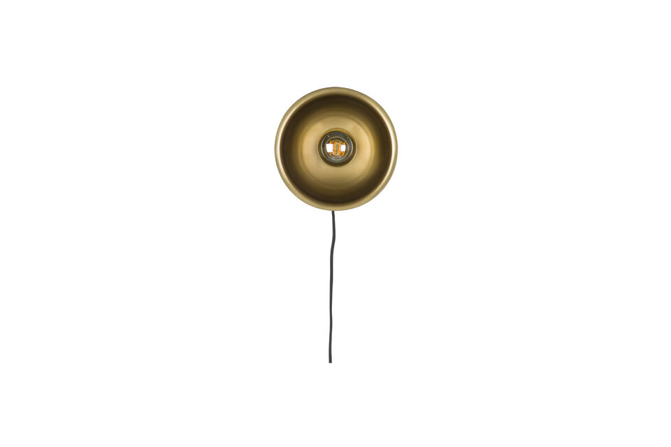 Illuminate your space with the Sunny wall lamp
