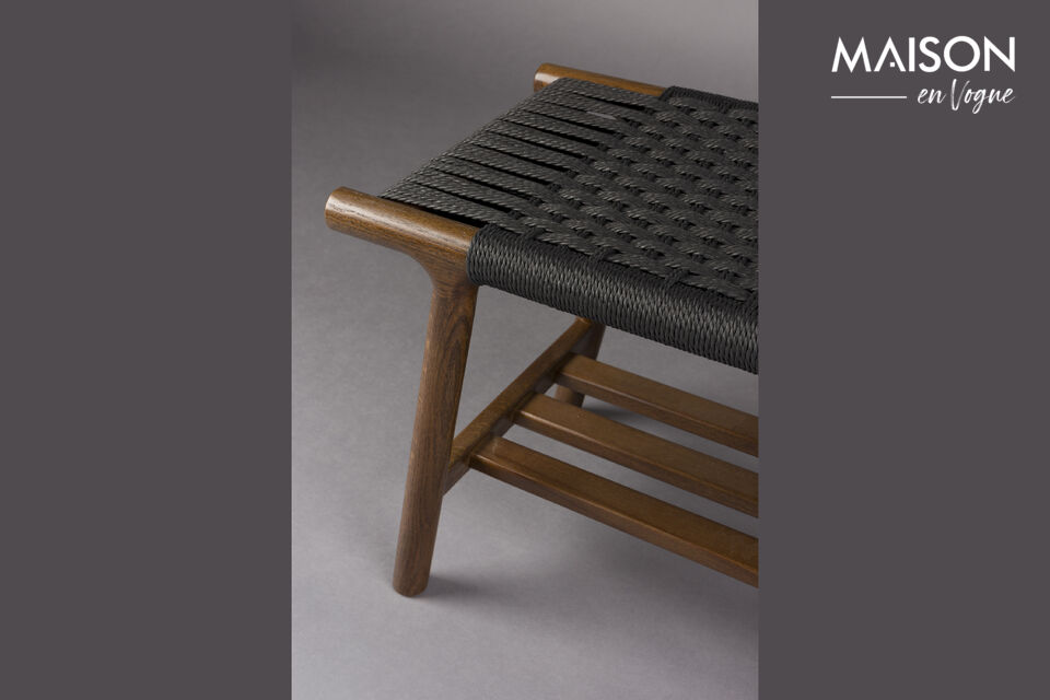 With Kintaro, you can effortlessly bring a warm, retro vibe into your home