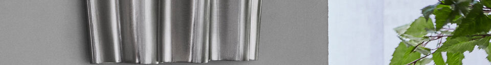 Materialbeschreibung Wandleuchte aus Eisen Silber gebürstet HDFlola