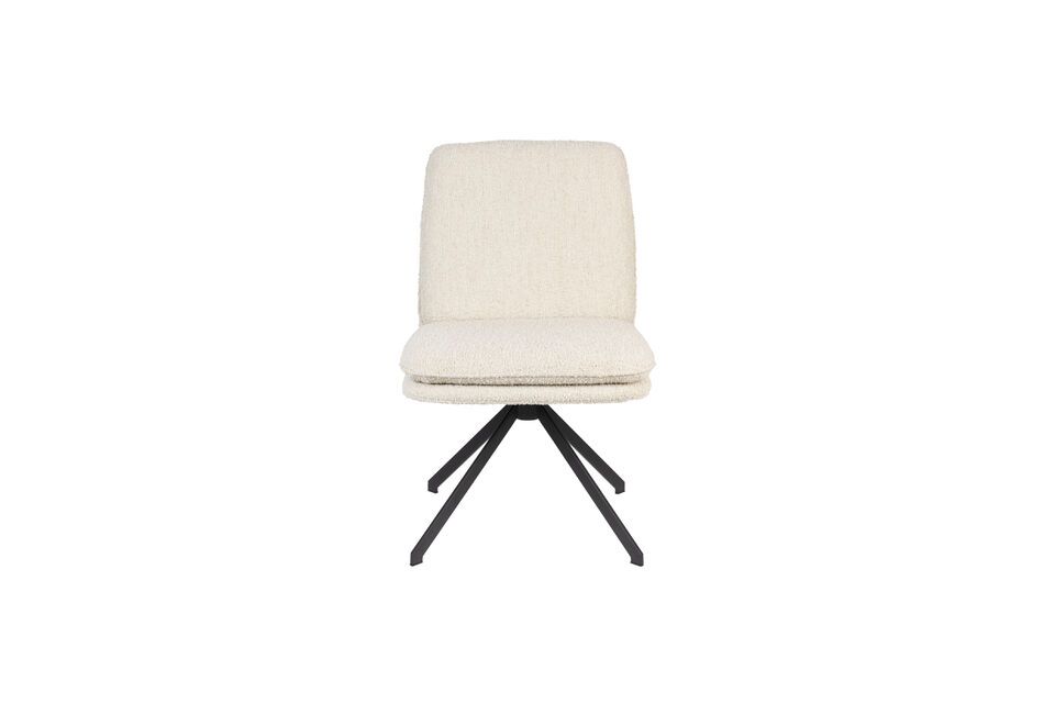 Its swivel mechanism facilitates access and adds an undeniably practical touch