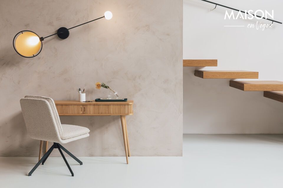 Discover comfort combined with elegance with our white bouclé fabric chair