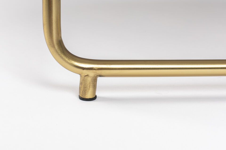 Its 13 kg weight guarantees impeccable stability, while remaining easy to move to suit your needs