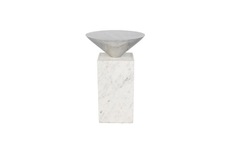  

Base made of 100% natural marble