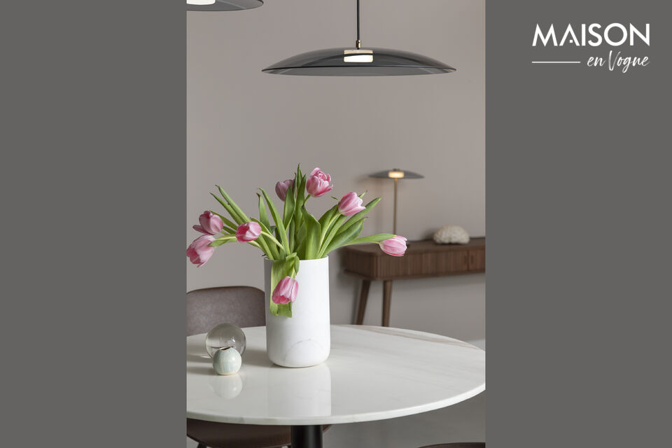 Zuiver Fajen vaas heeft geen bloemen nodig om een hoofdrol in je interieur te
spelen
