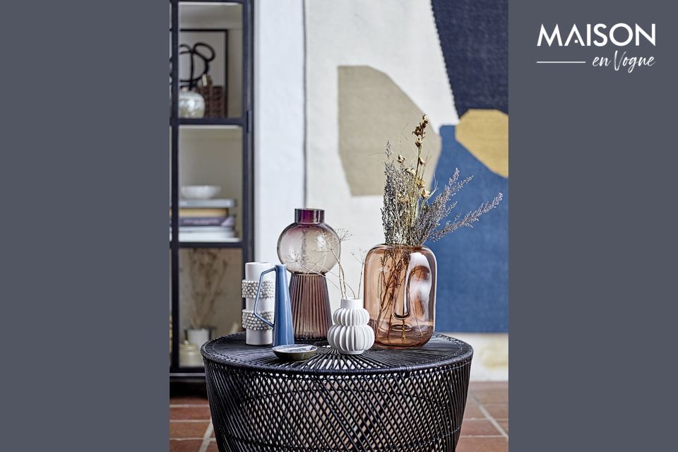 Deze witte monochrome vaas